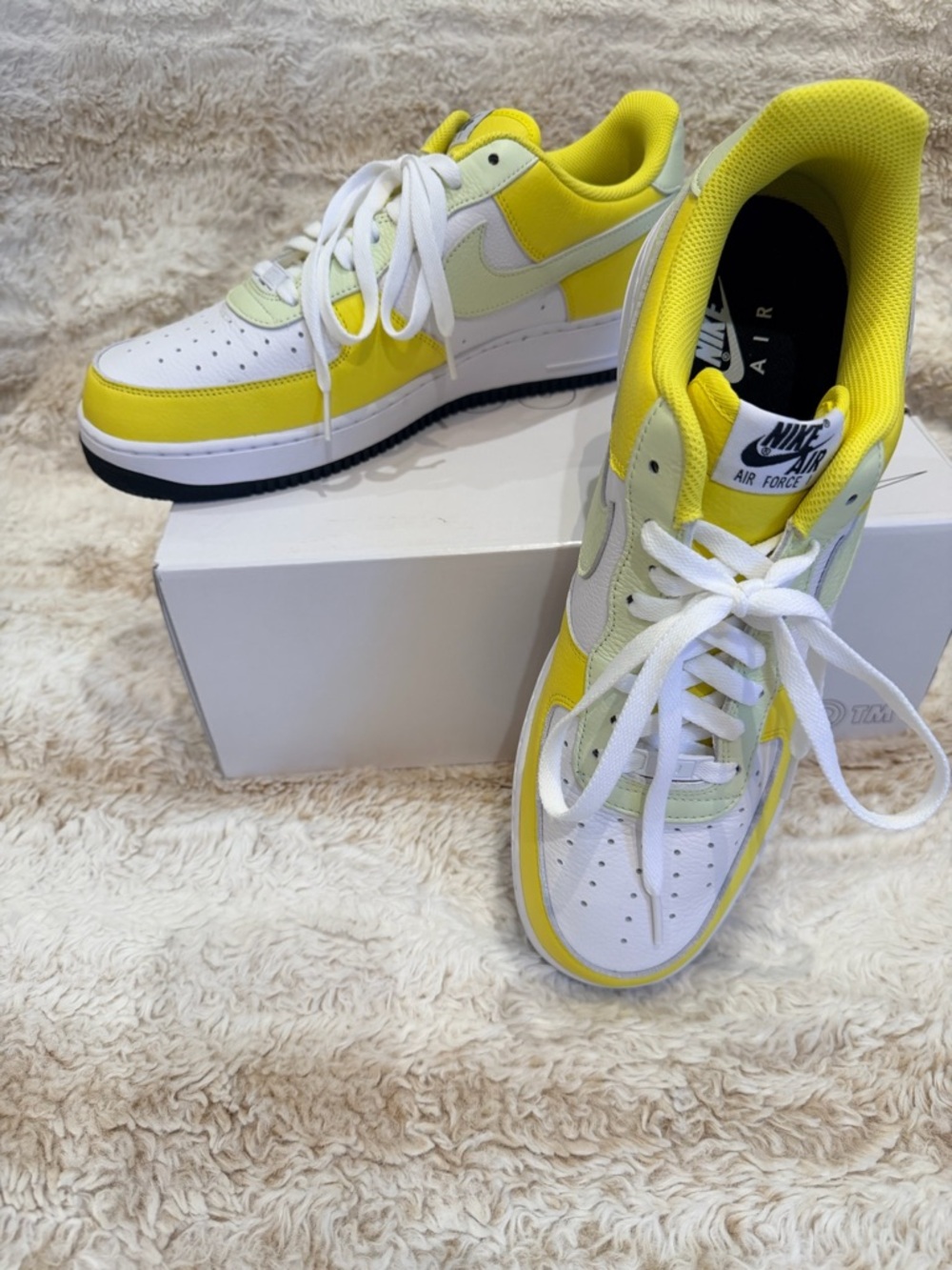 Nike Air Force 1 Low Yellow White